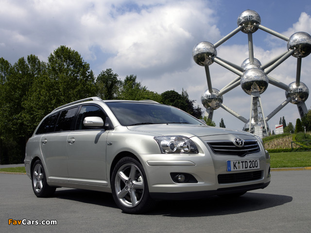 Toyota Avensis Wagon 2006–08 wallpapers (640 x 480)