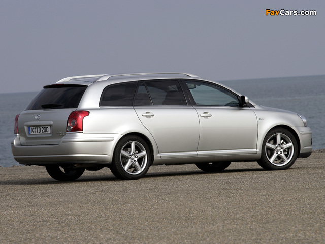 Toyota Avensis Wagon 2006–08 wallpapers (640 x 480)