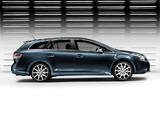 Toyota Avensis Wagon 2008–11 images