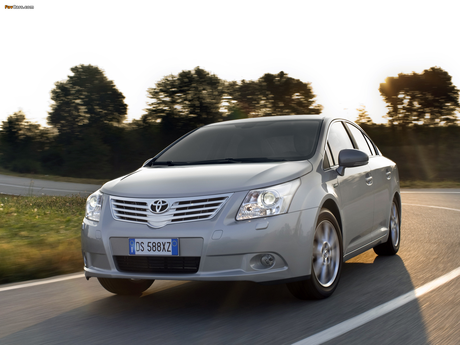 Toyota Avensis Sedan 2008–11 photos (1600 x 1200)