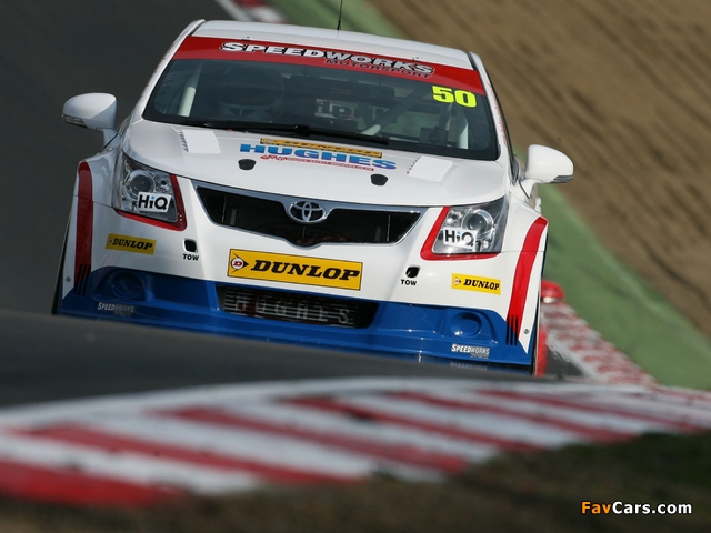 Toyota Avensis Sedan BTCC 2010 photos (640 x 480)