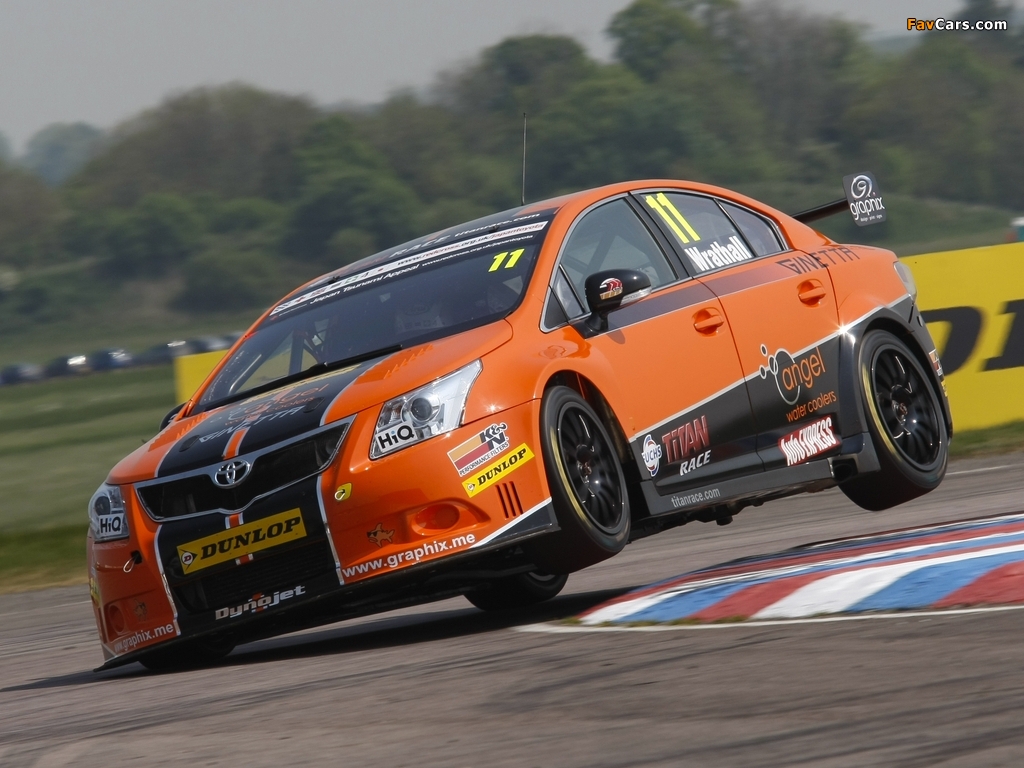 Toyota Avensis Sedan BTCC 2010 photos (1024 x 768)