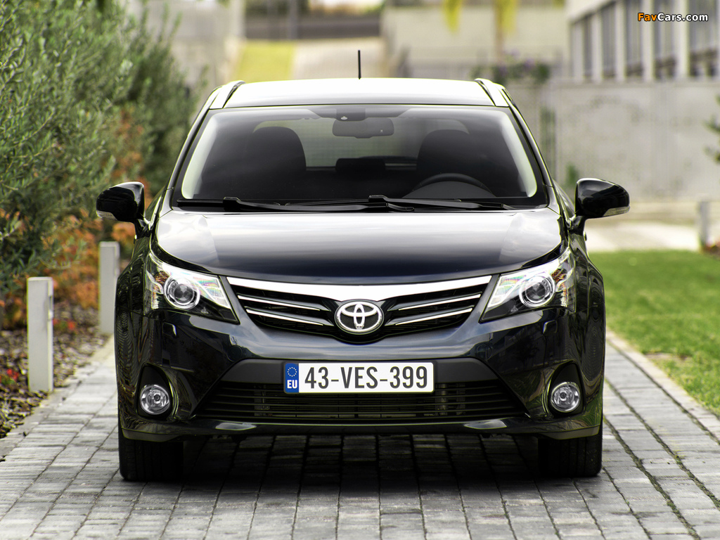 Toyota Avensis Wagon 2011 images (1024 x 768)