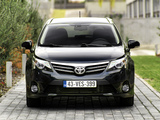Toyota Avensis Wagon 2011 images