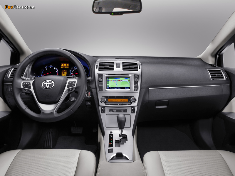 Toyota Avensis Sedan 2011 photos (800 x 600)