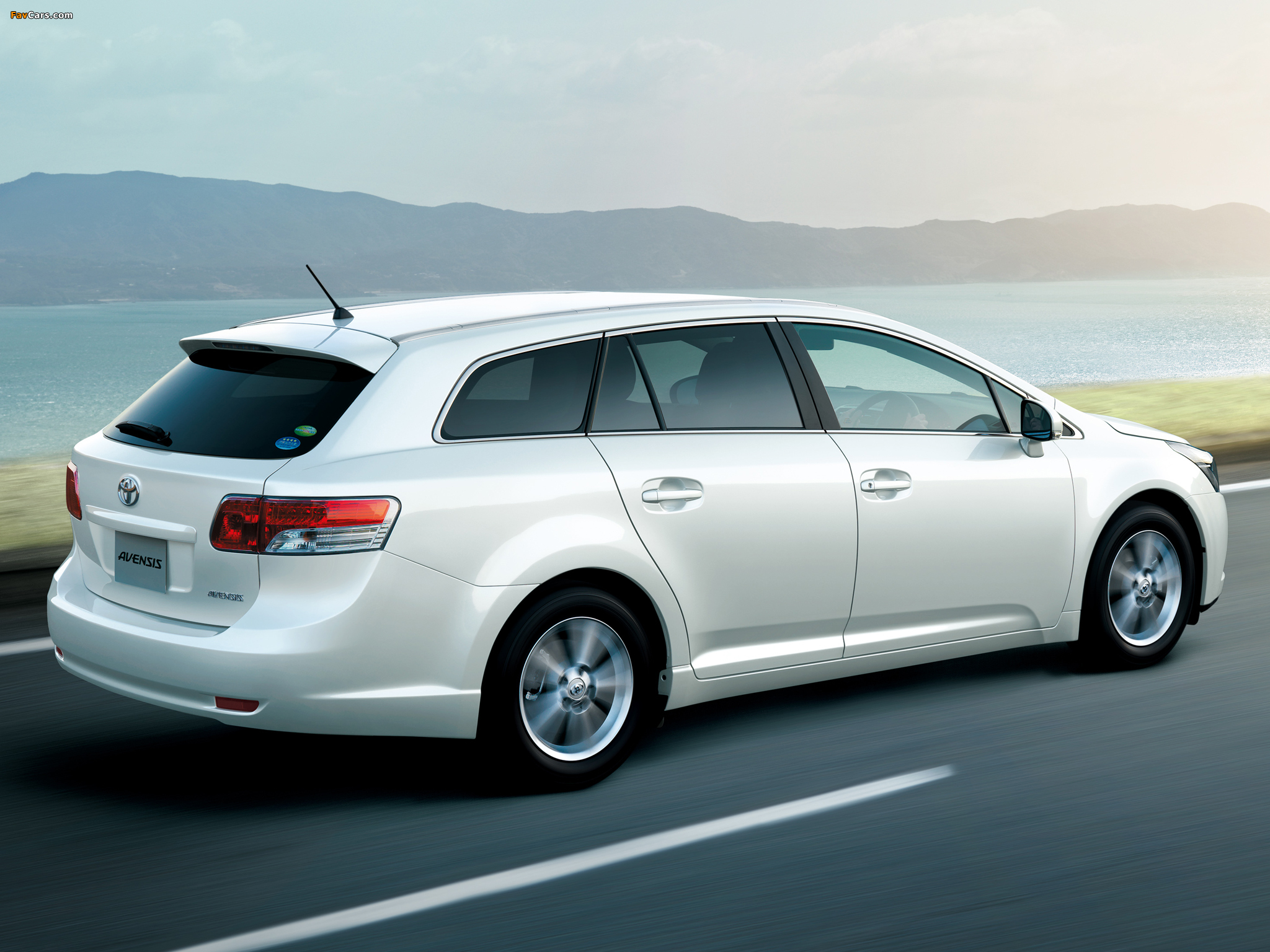 Toyota Avensis JP-spec 2011–12 wallpapers (2048 x 1536)