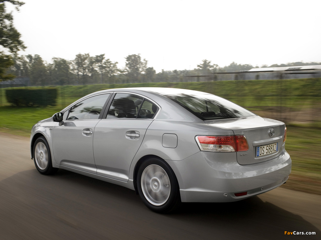 Toyota Avensis Sedan 2008–11 wallpapers (1024 x 768)