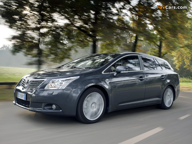 Toyota Avensis Wagon 2008–11 wallpapers (640 x 480)