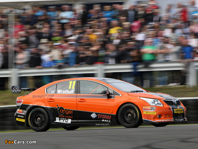 Toyota Avensis Sedan BTCC 2010 wallpapers (640 x 480)