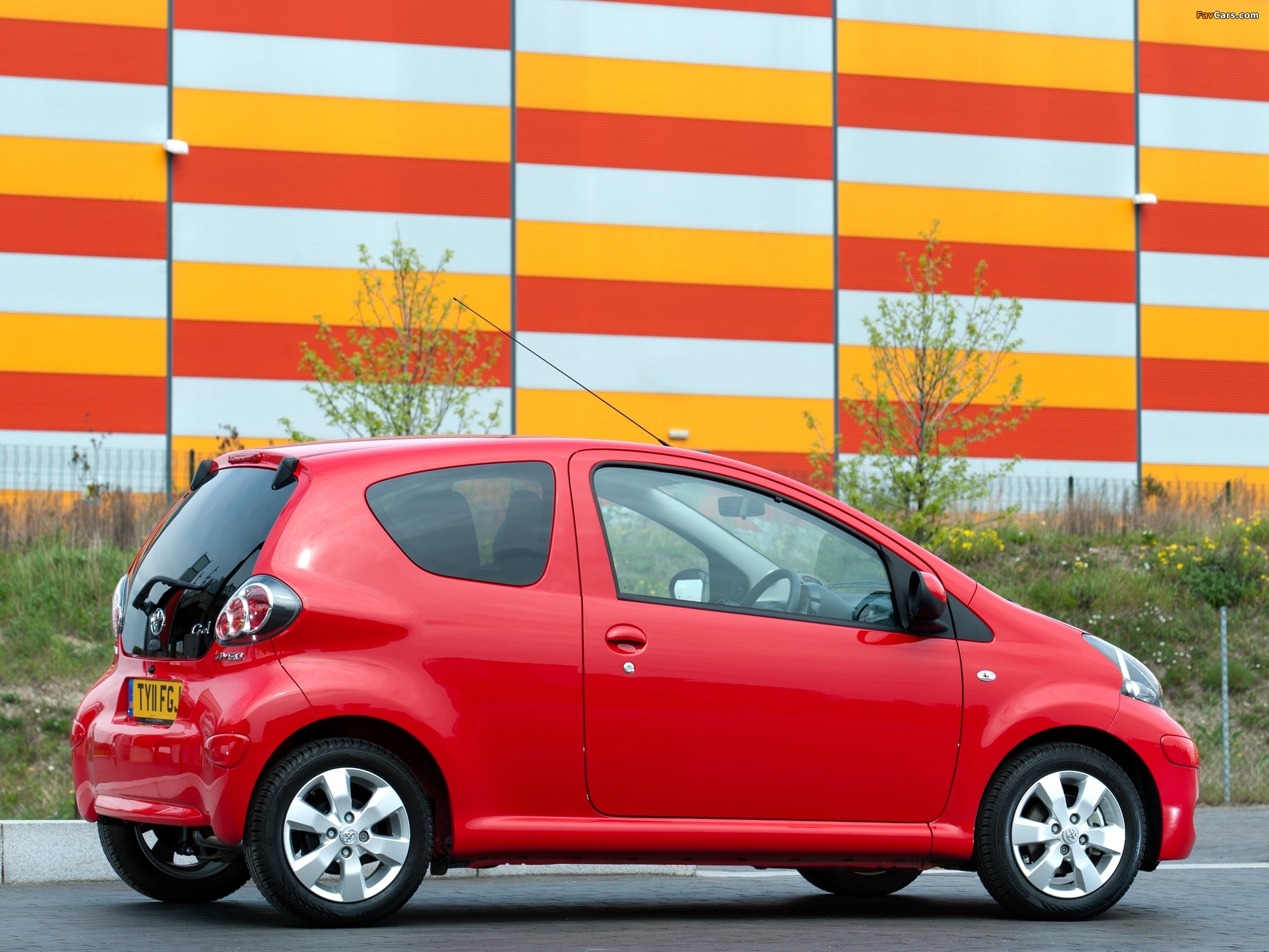 Photos of Toyota Aygo 3-door UK-spec 2008 (2048 x 1536)