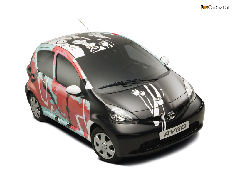 Pictures of Toyota Aygo 5-door 2005–08 (800 x 600)