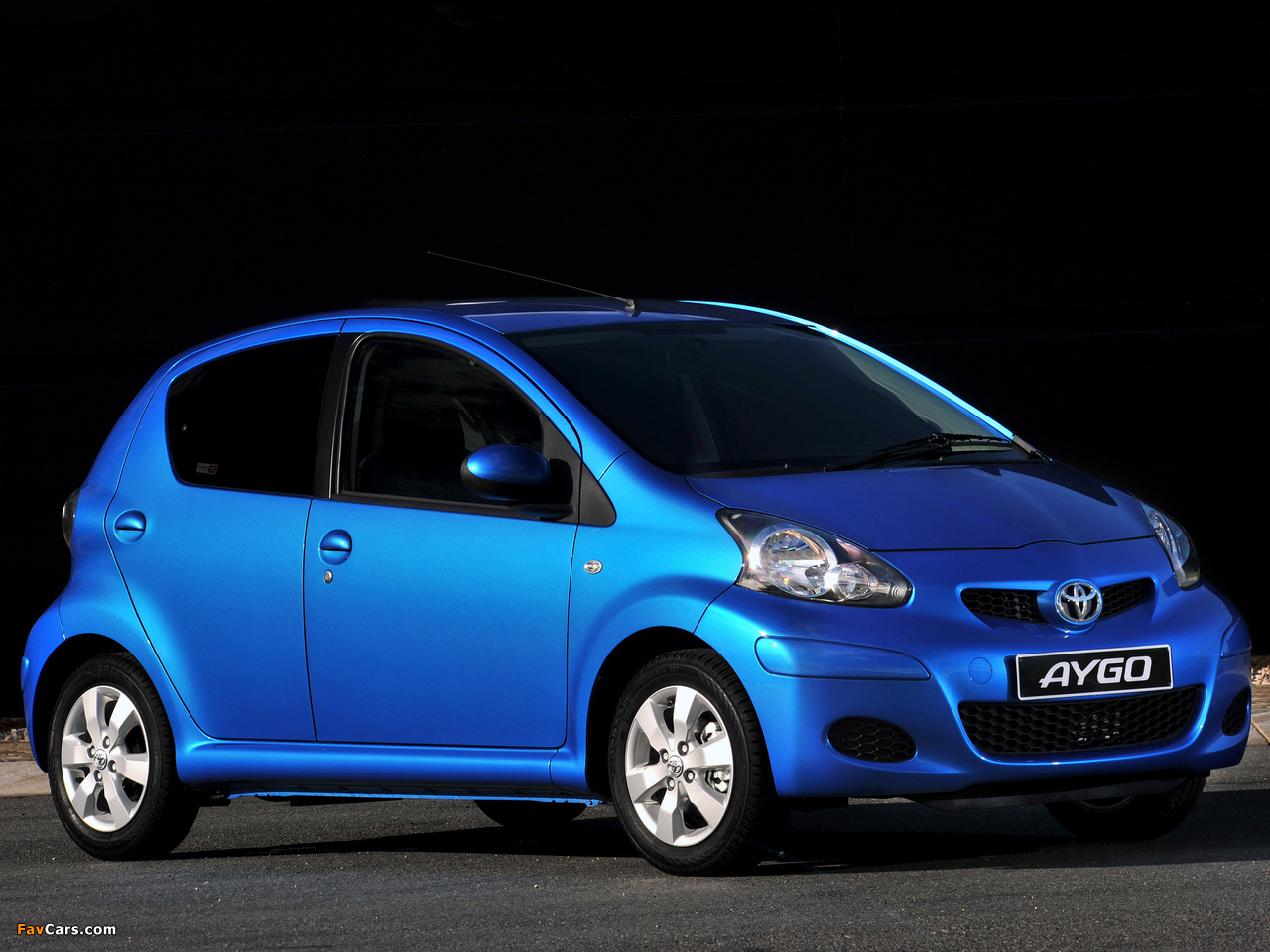 Toyota Aygo 5-door ZA-spec 2008 images (1280 x 960)