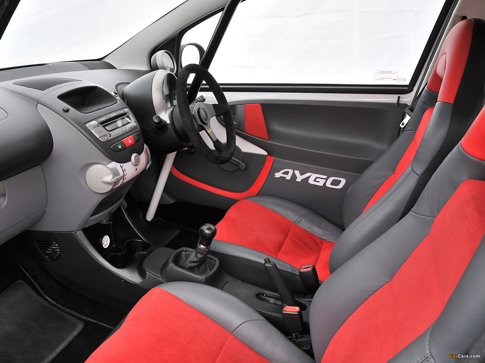 Toyota Aygo Crazy Concept 2008 pictures (1600 x 1200)