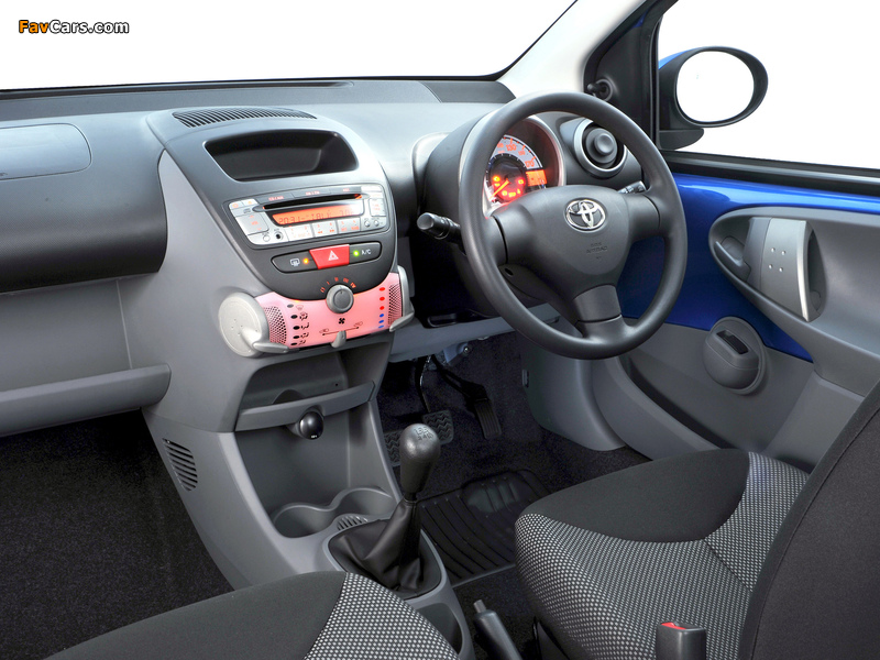 Toyota Aygo 5-door ZA-spec 2008 pictures (800 x 600)