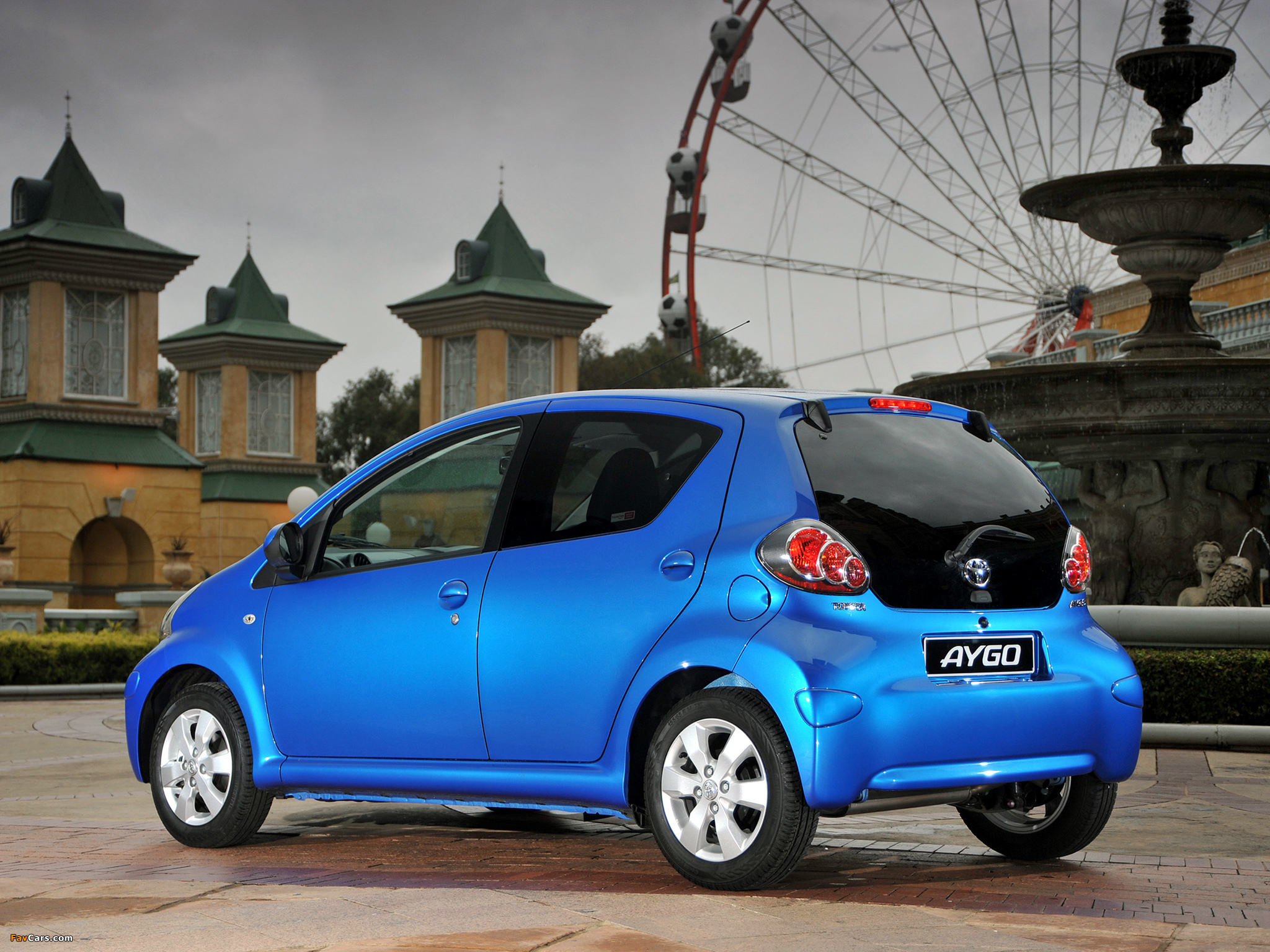 Toyota Aygo 5-door ZA-spec 2008 wallpapers (2048 x 1536)