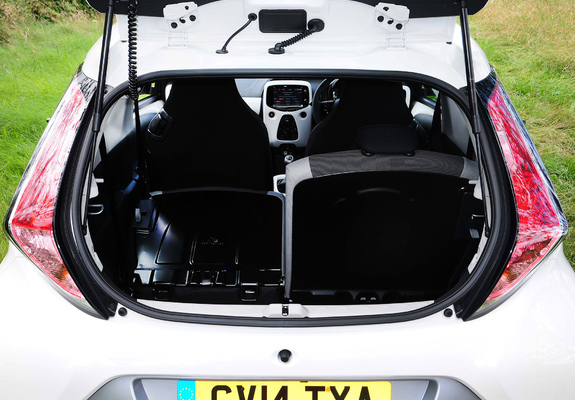 Toyota Aygo 3-door UK-spec 2014 images