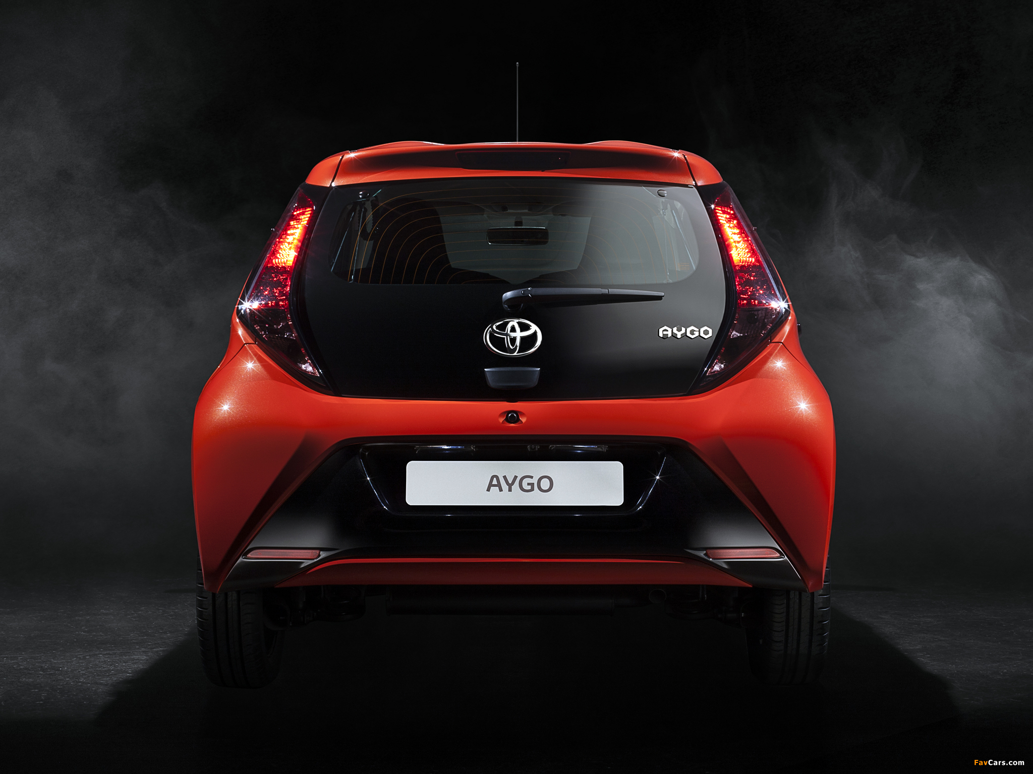 Toyota Aygo 5-door 2014 pictures (2048 x 1536)