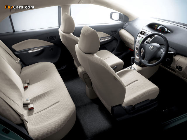 Images of Toyota Belta 2005–08 (640 x 480)
