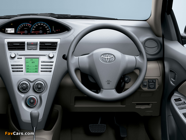 Pictures of Toyota Belta 2008–09 (640 x 480)