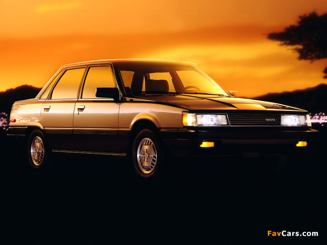 Images of Toyota Camry LE US-spec (V10) 1984–86 (640 x 480)
