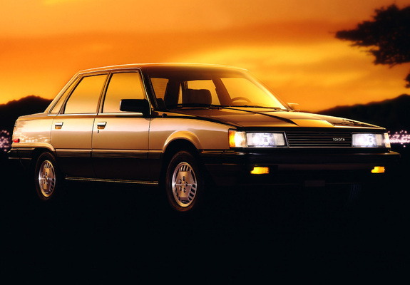 Images of Toyota Camry LE US-spec (V10) 1984–86