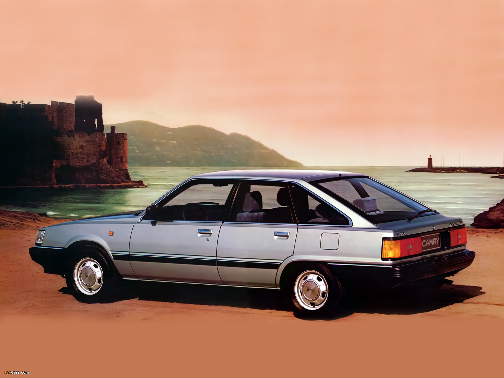 Images of Toyota Camry Liftback EU-spec (V10) 1984–86 (2048 x 1536)