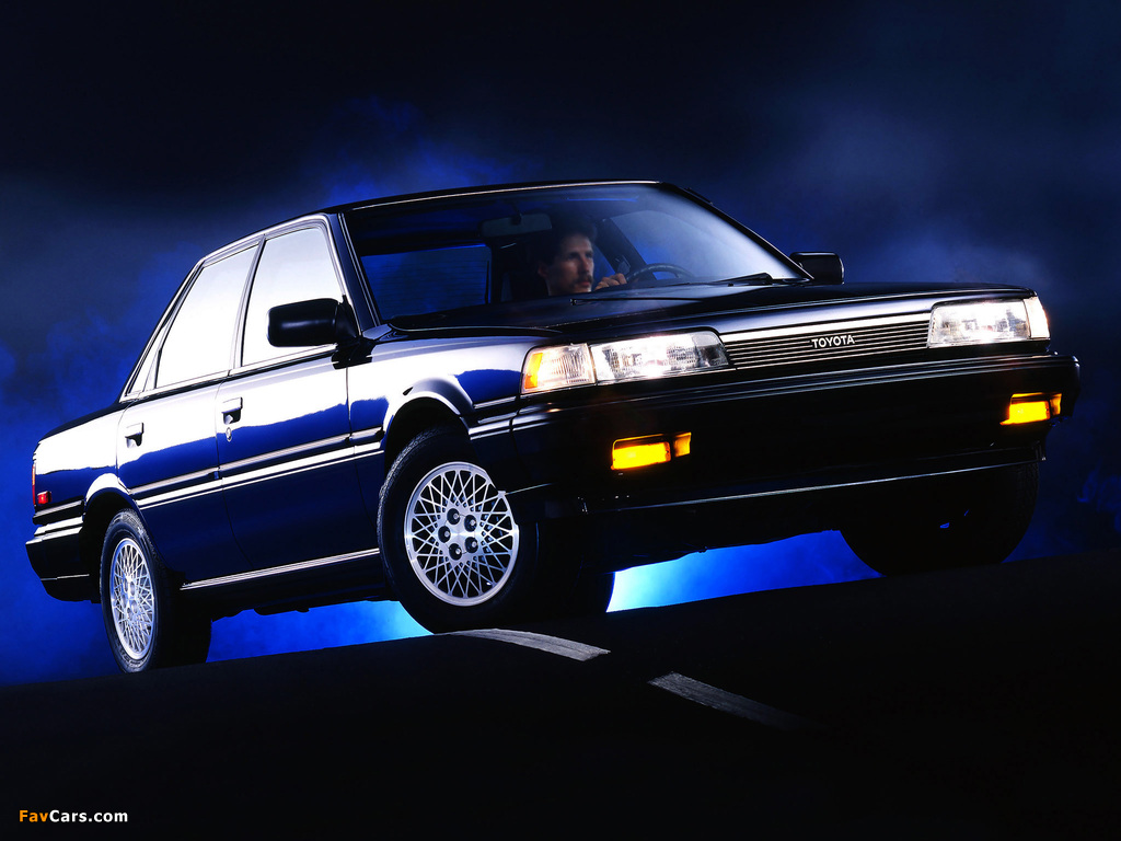Images of Toyota Camry Sedan LE US-spec 1986–90 (1024 x 768)