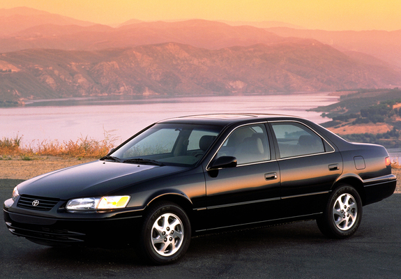 Images of Toyota Camry US-spec (MCV21) 1997–99