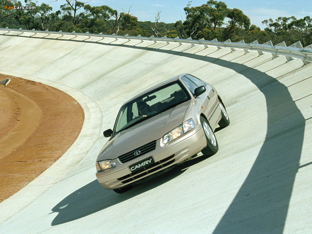 Images of Toyota Camry AU-spec (MCV21) 2000–02 (1024 x 768)