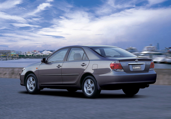 Images of Toyota Camry JP-spec (ACV30) 2004–06