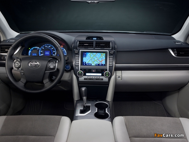 Images of Toyota Camry Hybrid US-spec 2011 (640 x 480)