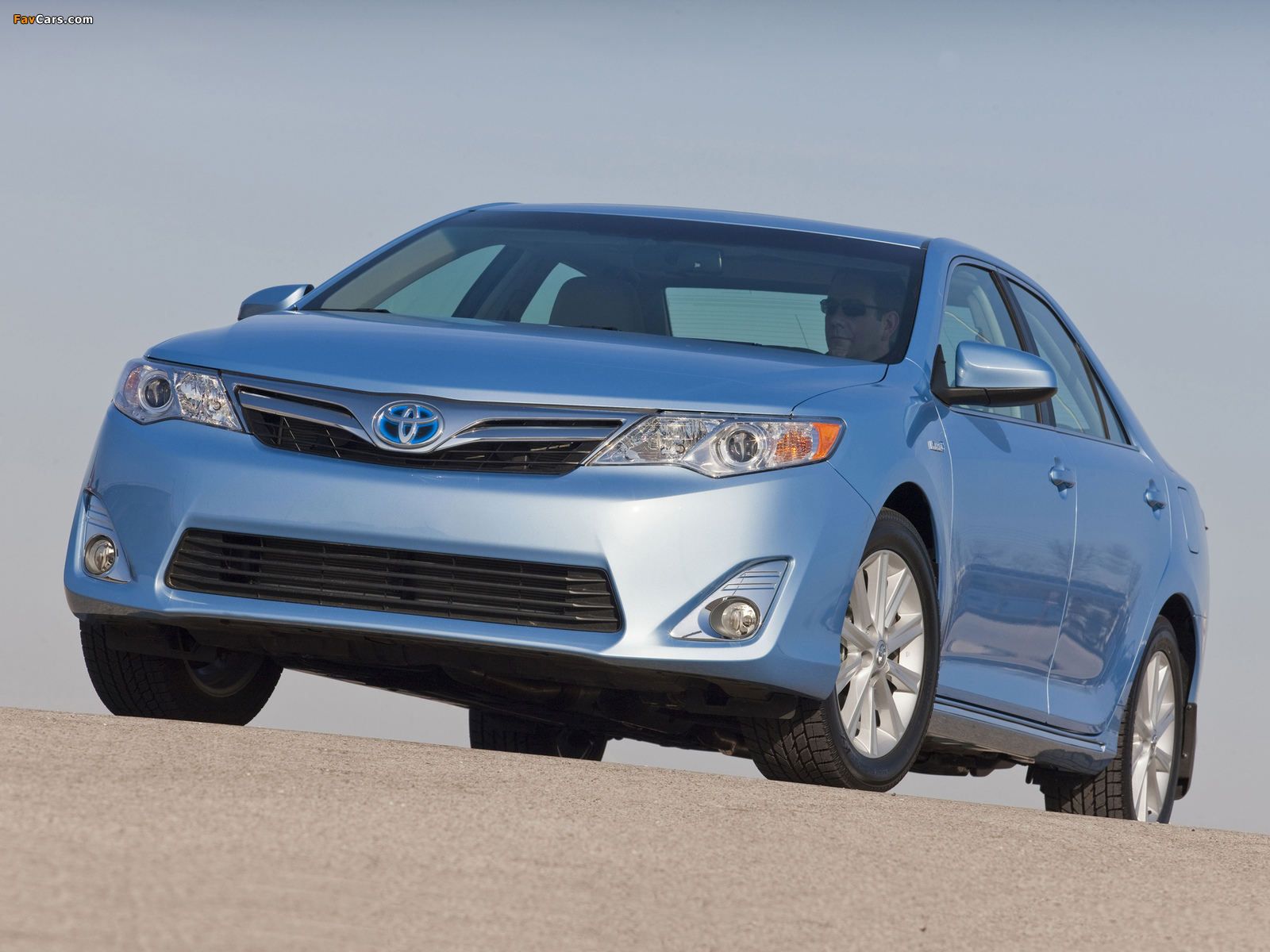 Images of Toyota Camry Hybrid US-spec 2011 (1600 x 1200)