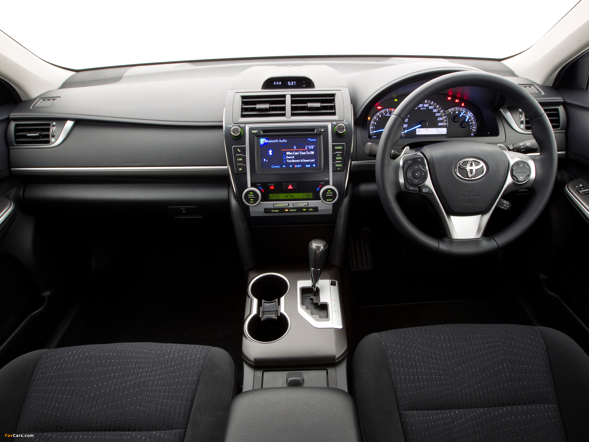 Images of Toyota Camry Atara S 2011 (2048 x 1536)