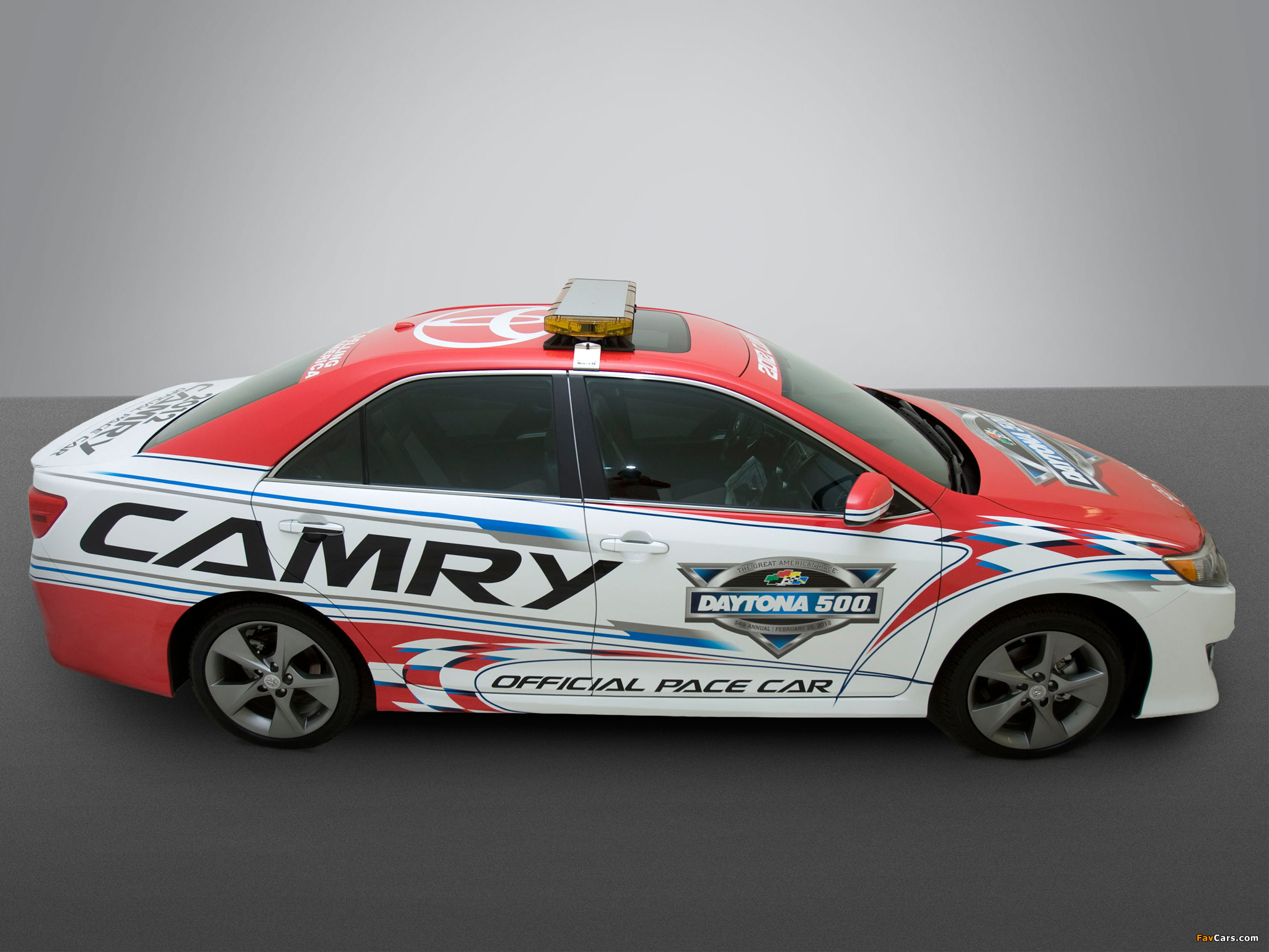 Images of Toyota Camry SE Daytona 500 Pace Car 2012 (2048 x 1536)