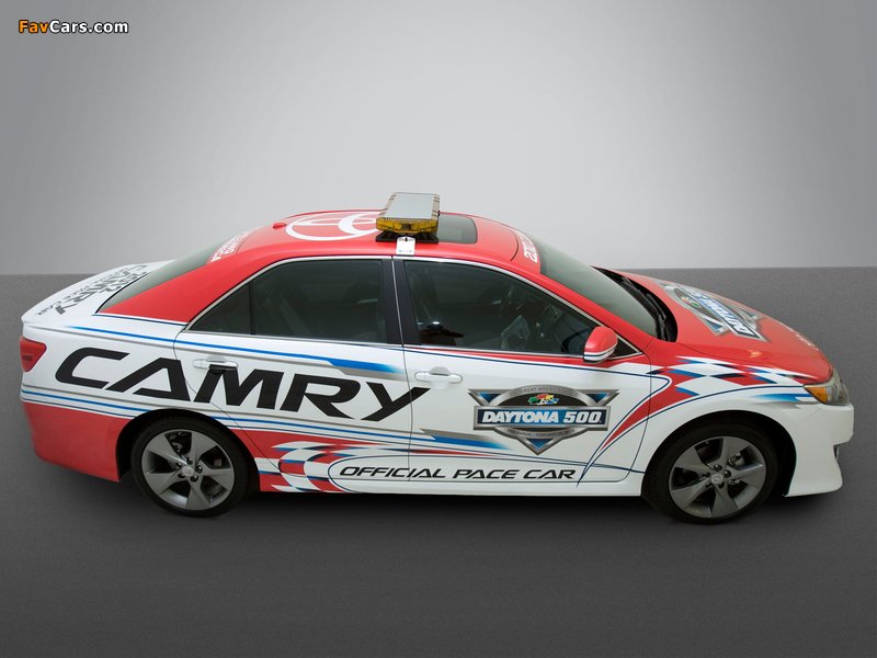 Images of Toyota Camry SE Daytona 500 Pace Car 2012 (800 x 600)