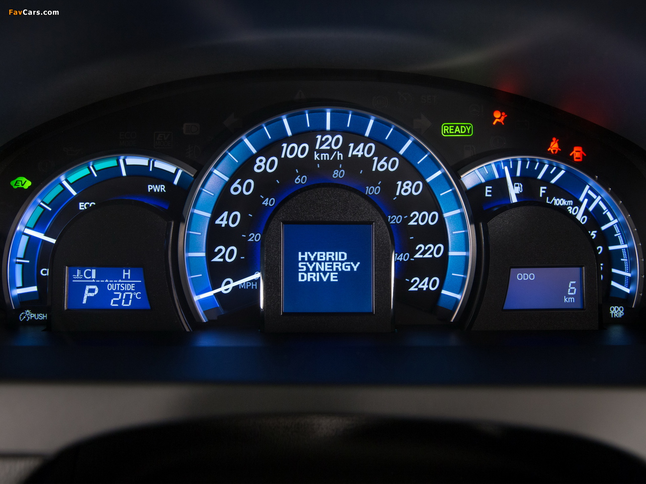 Images of Toyota Camry Hybrid SE 2014 (1280 x 960)
