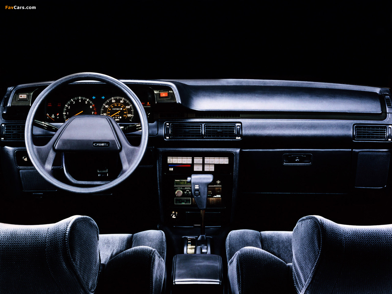 Photos of Toyota Camry Sedan LE US-spec 1986–90 (1280 x 960)