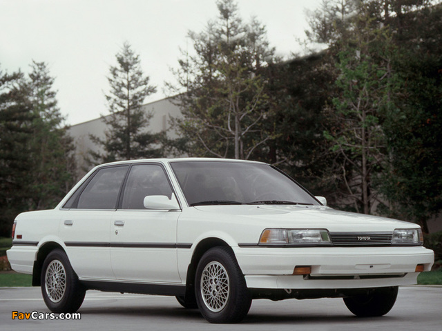 Photos of Toyota Camry Sedan LE US-spec (V20) 1990–91 (640 x 480)