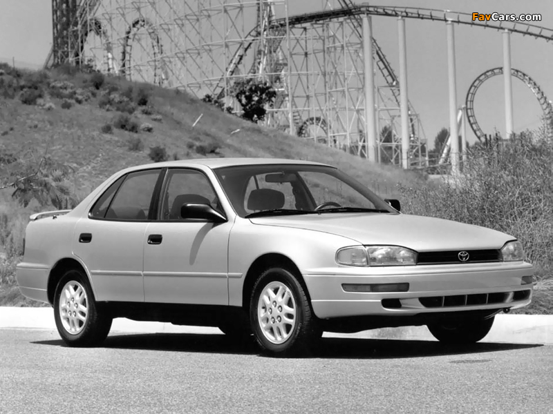 Photos of Toyota Camry US-spec (XV10) 1991–96 (800 x 600)