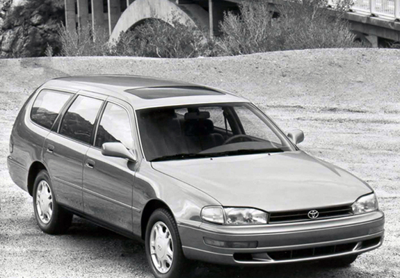 Photos of Toyota Camry Wagon US-spec (XV10) 1992–96