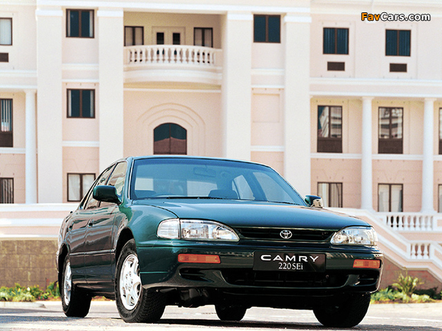 Photos of Toyota Camry ZA-spec (XV10) 1993–97 (640 x 480)