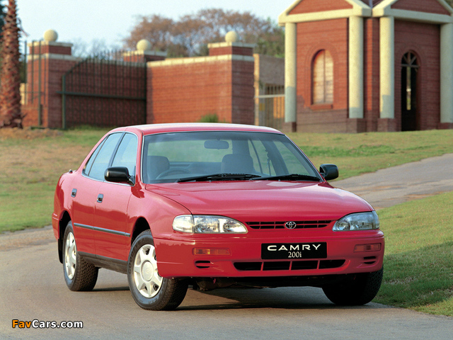 Photos of Toyota Camry ZA-spec (XV10) 1993–97 (640 x 480)