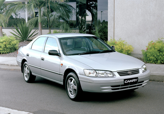 Photos of Toyota Camry AU-spec (MCV21) 1997–2000