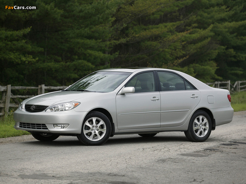 Photos of Toyota Camry XLE US-spec (ACV30) 2004–06 (800 x 600)