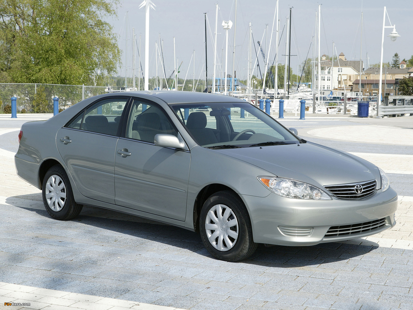 Photos of Toyota Camry LE US-spec (ACV30) 2004–06 (1600 x 1200)