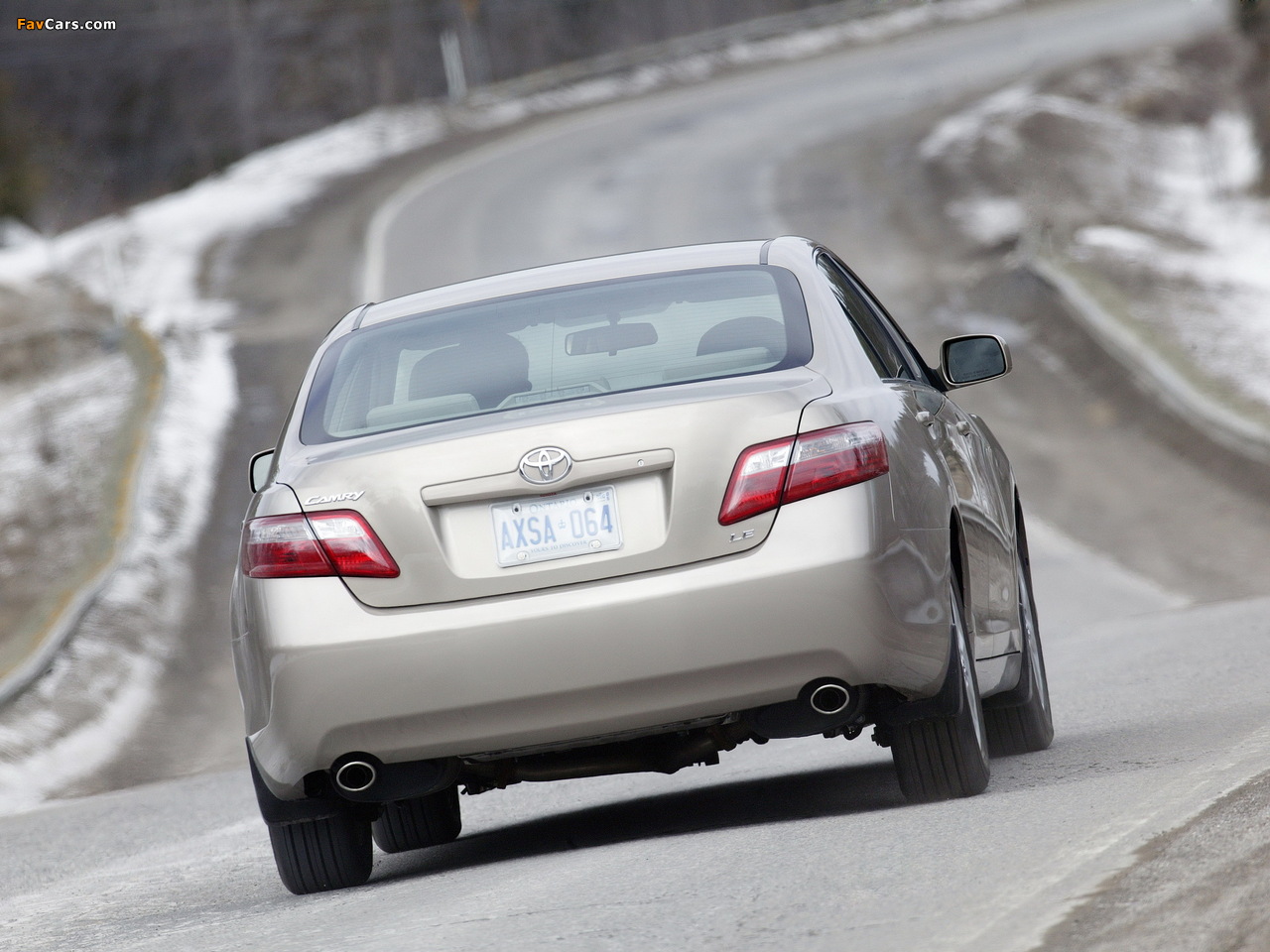 Photos of Toyota Camry LE 2006–09 (1280 x 960)