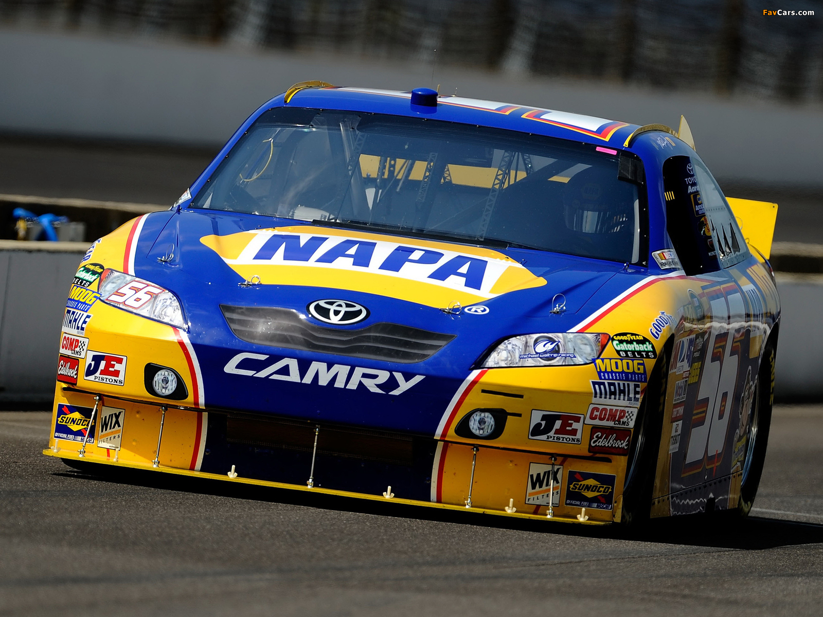 Photos of Toyota Camry NASCAR Sprint Cup Series Race Car 2010–11 (1600 x 1200)
