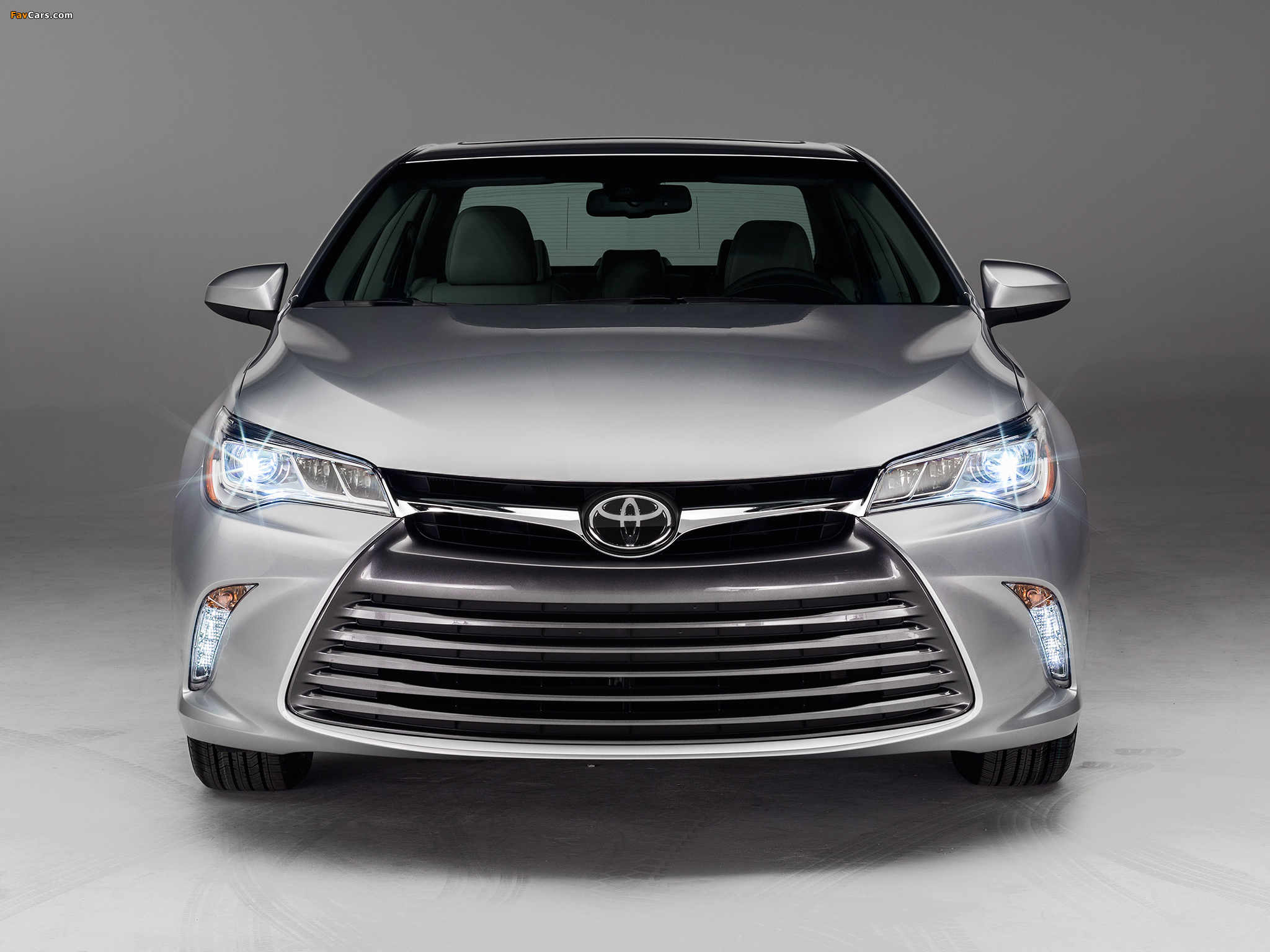 Photos of 2015 Toyota Camry XLE 2014 (2048 x 1536)