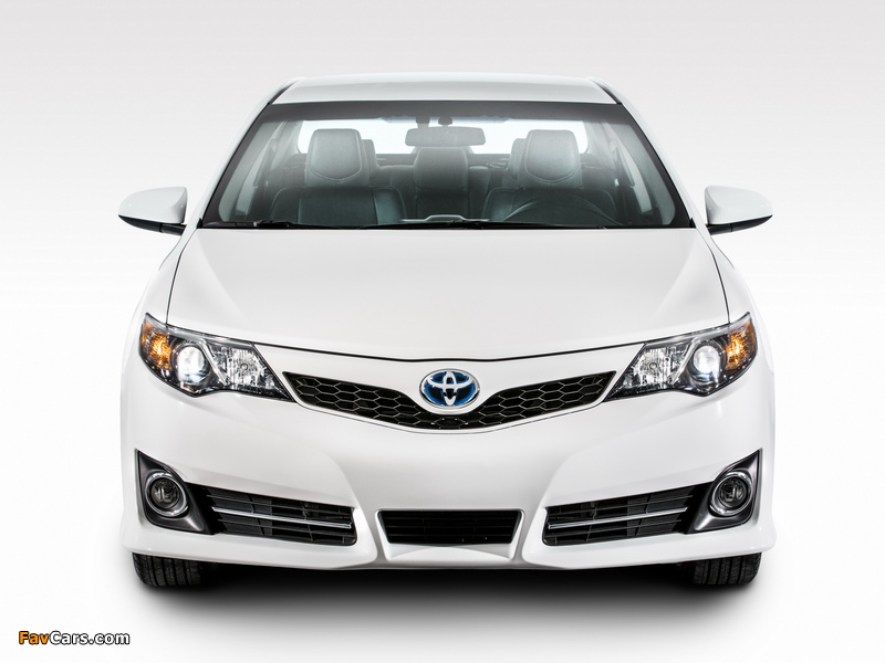 Photos of Toyota Camry Hybrid SE 2014 (800 x 600)