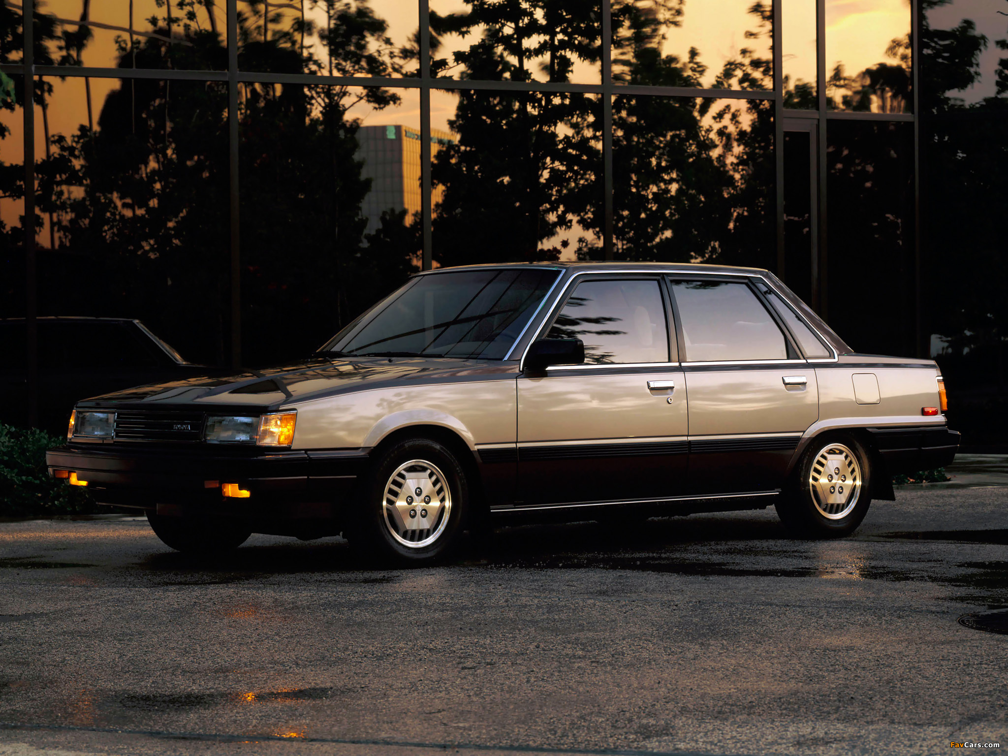 Pictures of Toyota Camry LE US-spec (V10) 1984–86 (2048 x 1536)
